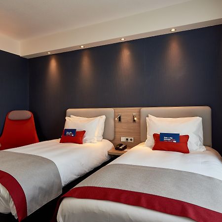 Holiday Inn Express Brussels-Grand-Place By Ihg Exterior photo