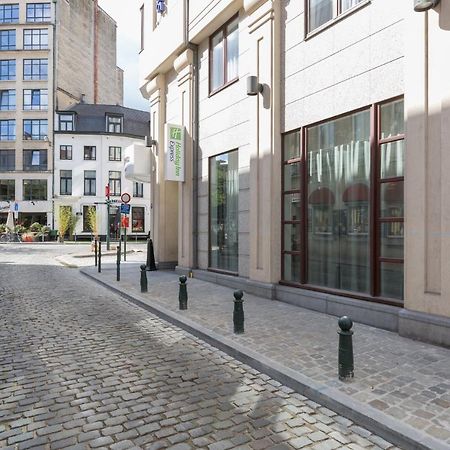 Holiday Inn Express Brussels-Grand-Place By Ihg Exterior photo
