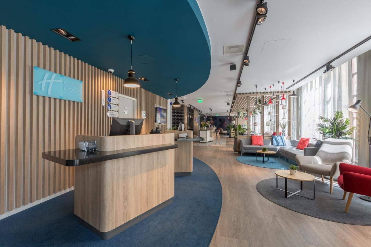 Holiday Inn Express Brussels-Grand-Place By Ihg Exterior photo