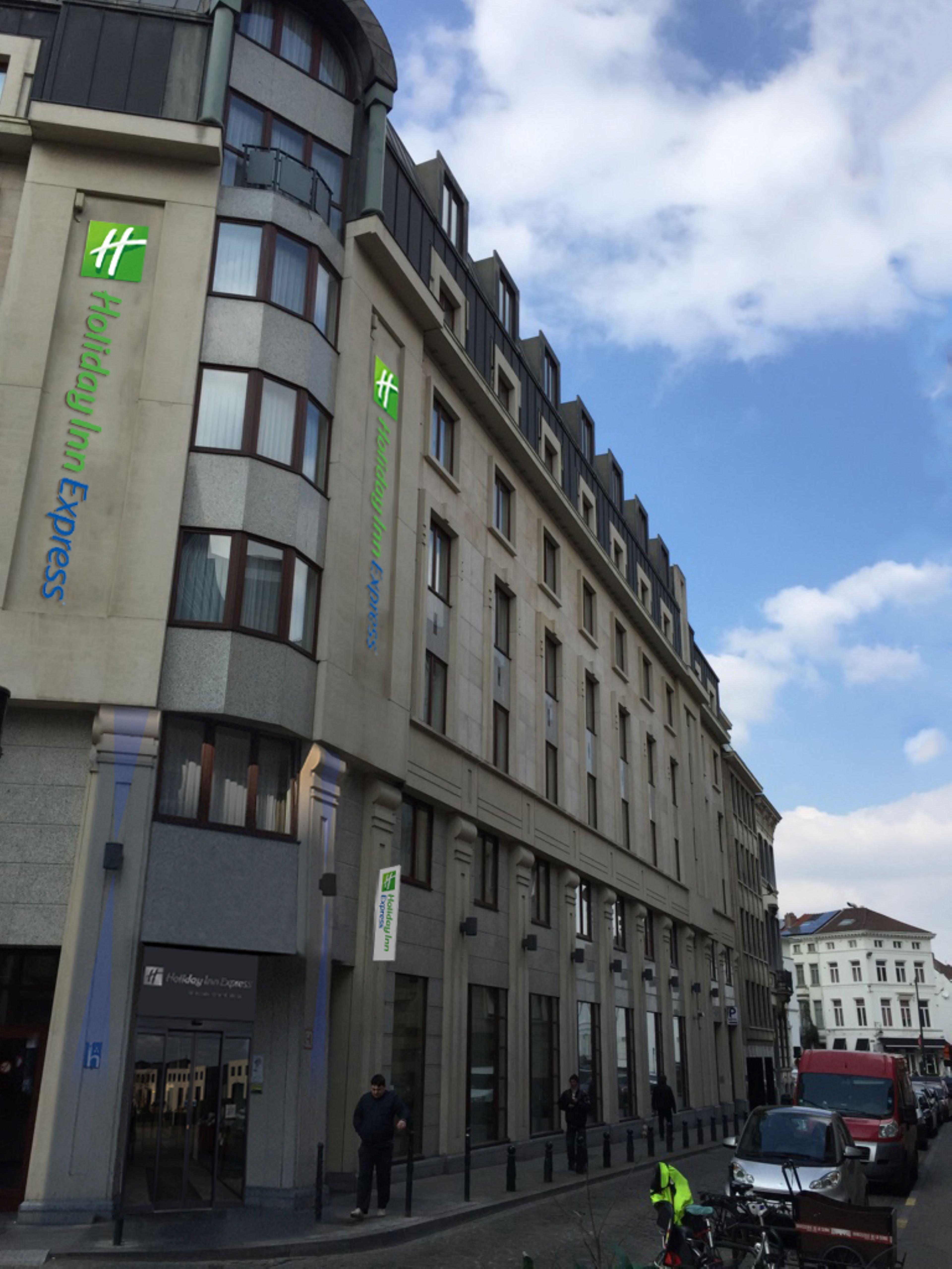 Holiday Inn Express Brussels-Grand-Place By Ihg Exterior photo